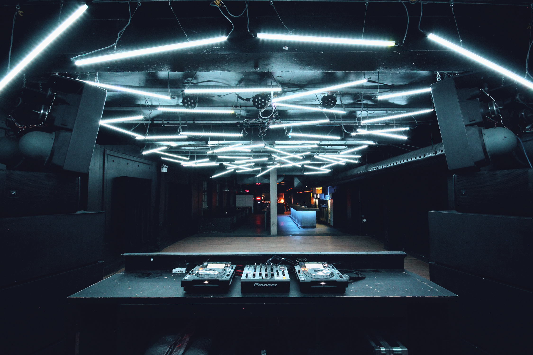 Newspeak MTL Electronic Music